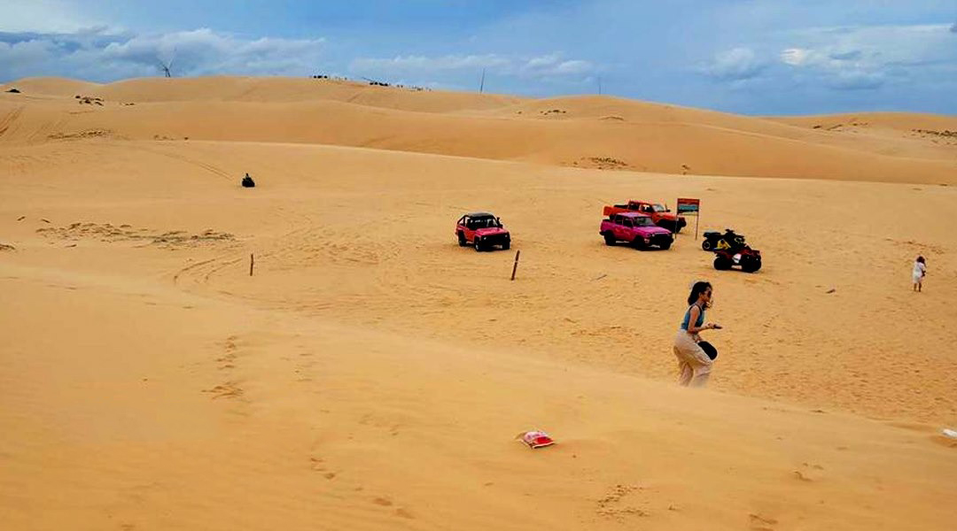 MNP01- Tour Riêng-Xe Jeep Mũi Né Ngắm Hoàng Hôn Hoặc Bình Minh